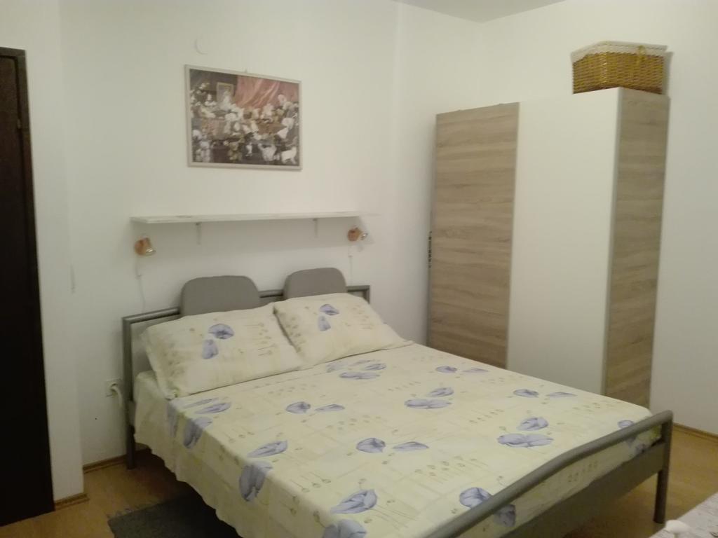 Studio Apartments Ivica Primosten Ngoại thất bức ảnh